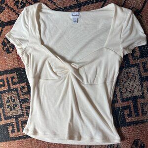Aritzia Top